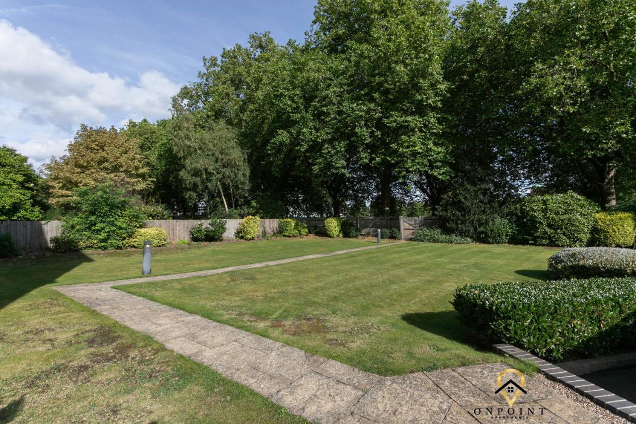 ✰Onpoint -Large 2 Bedroom Apt With Parking!✰ Nottingham Extérieur photo