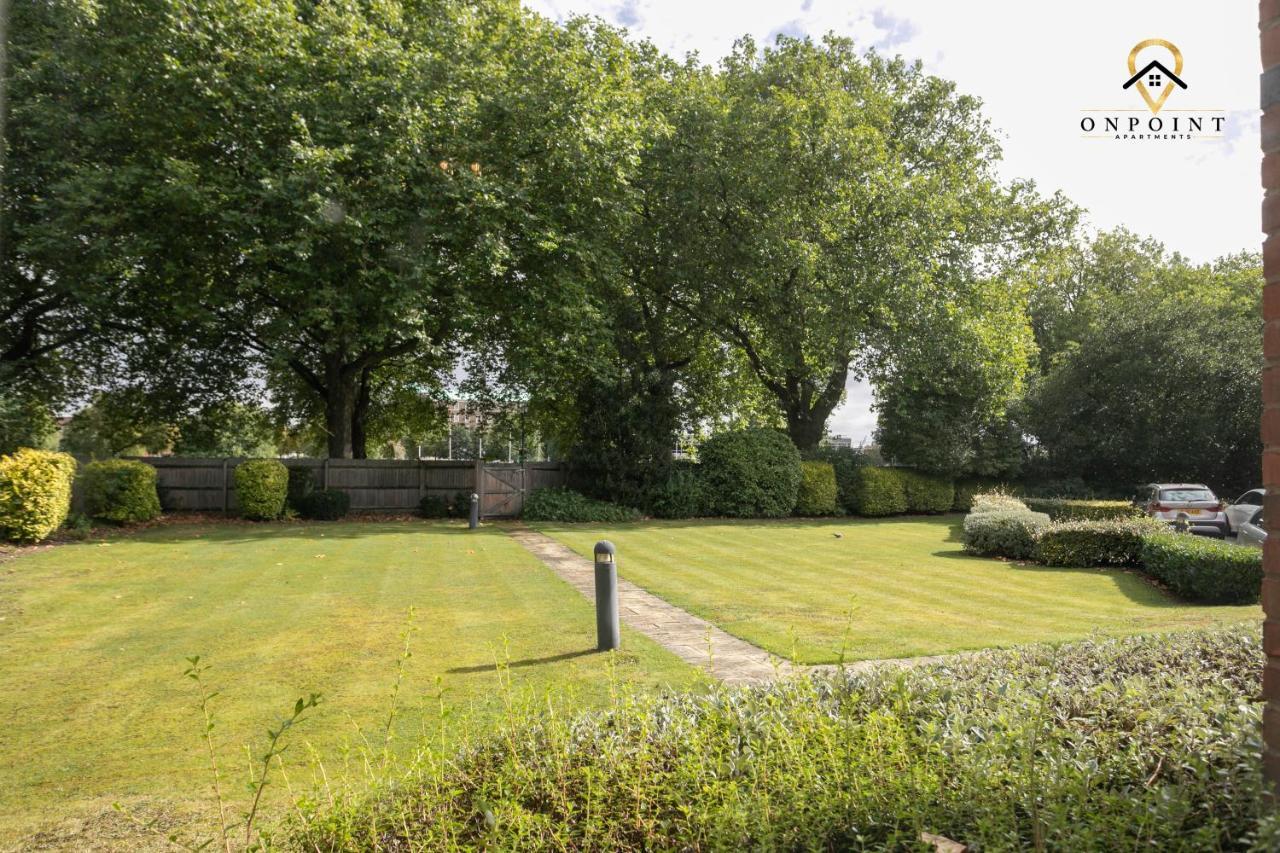 ✰Onpoint -Large 2 Bedroom Apt With Parking!✰ Nottingham Extérieur photo