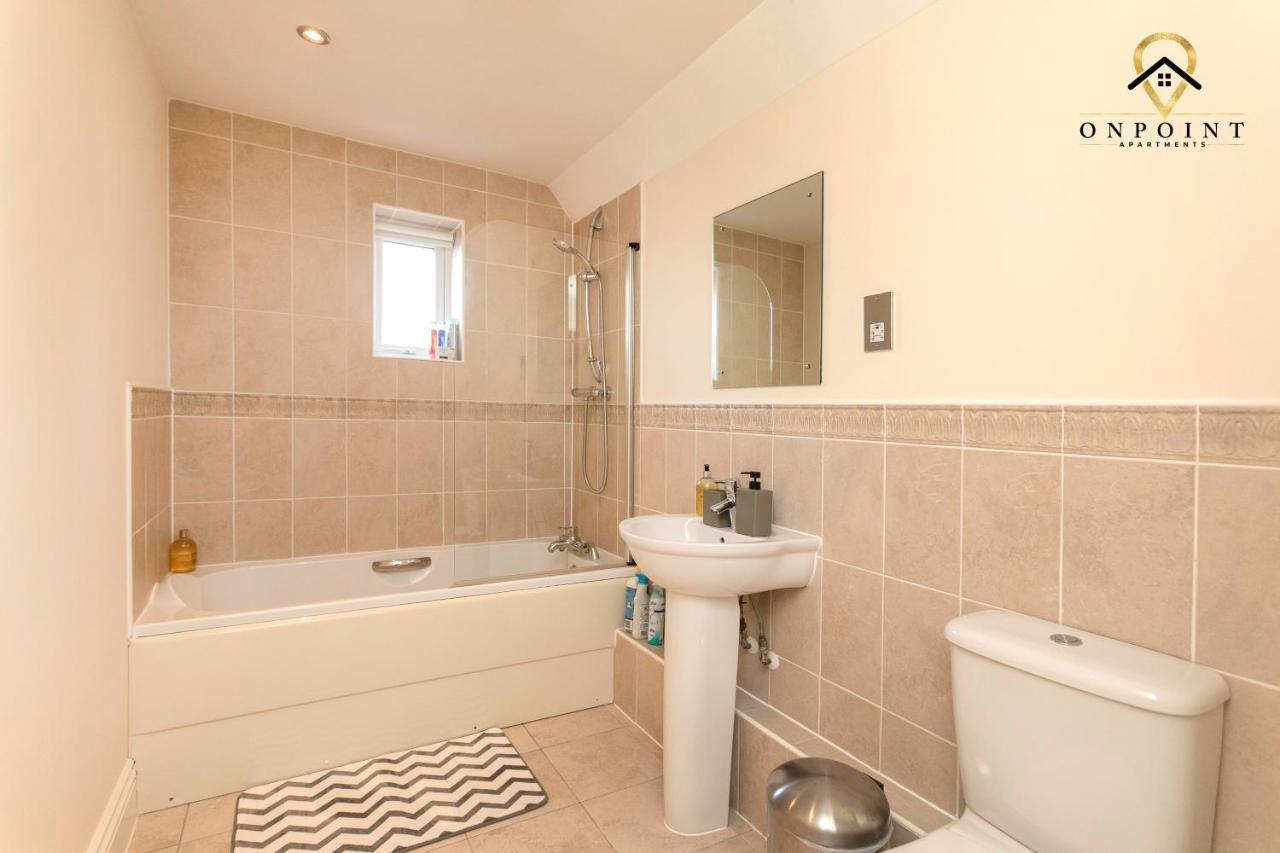 ✰Onpoint -Large 2 Bedroom Apt With Parking!✰ Nottingham Extérieur photo