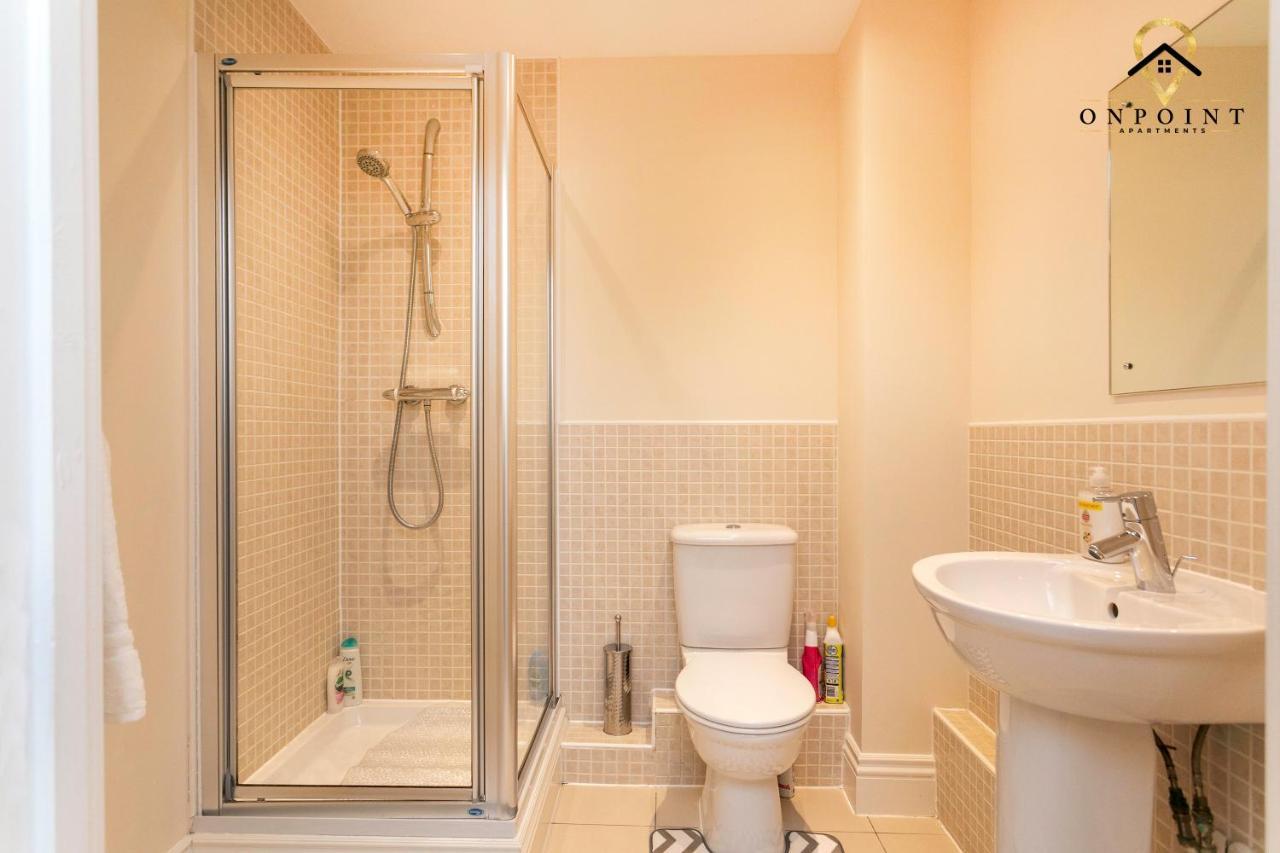 ✰Onpoint -Large 2 Bedroom Apt With Parking!✰ Nottingham Extérieur photo